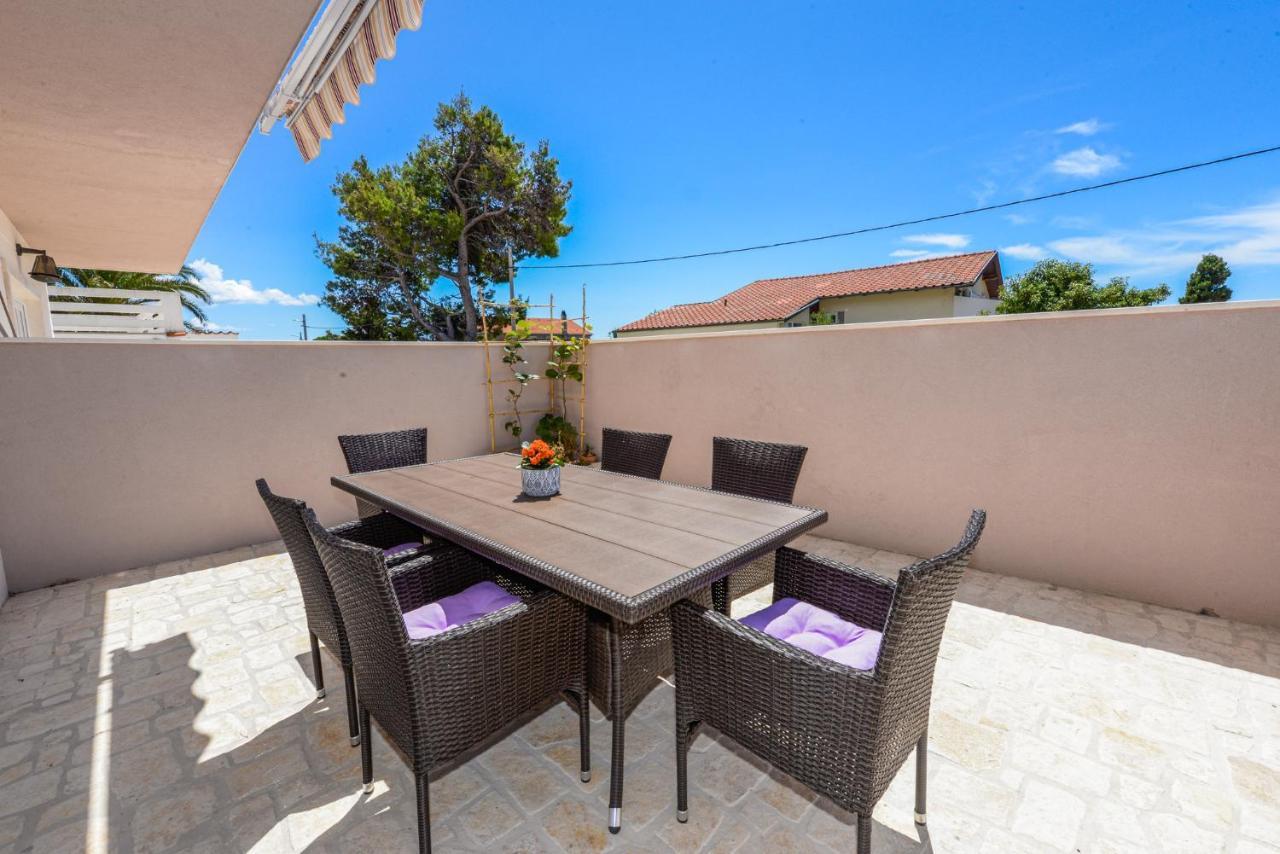 Apartments Amfora - Cozy And Modern Apartments For Up To 15 People, 100M From The Sea And Beach สตารา โนวัลยา ภายนอก รูปภาพ
