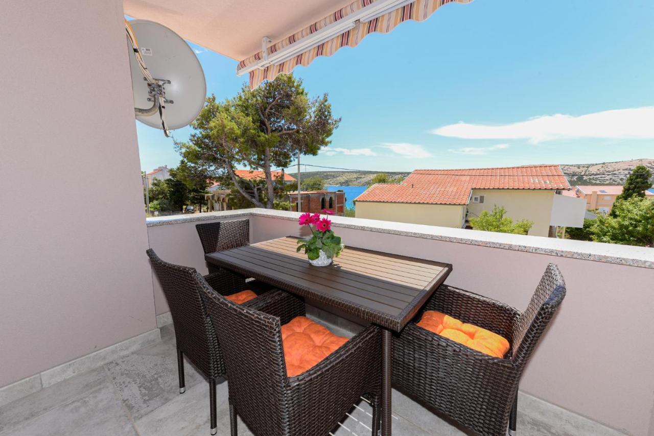 Apartments Amfora - Cozy And Modern Apartments For Up To 15 People, 100M From The Sea And Beach สตารา โนวัลยา ภายนอก รูปภาพ
