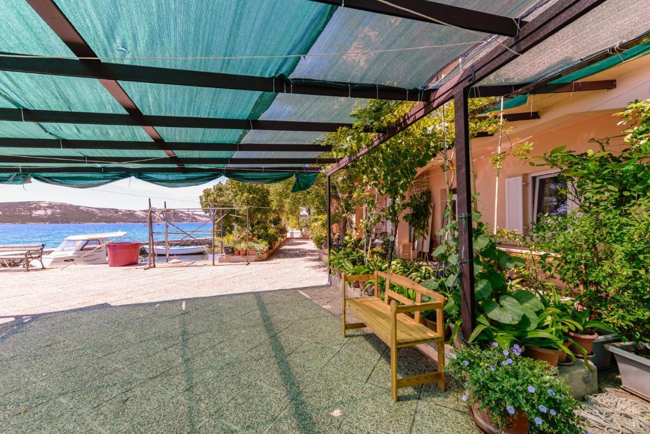 Apartments Amfora - Cozy And Modern Apartments For Up To 15 People, 100M From The Sea And Beach สตารา โนวัลยา ภายนอก รูปภาพ