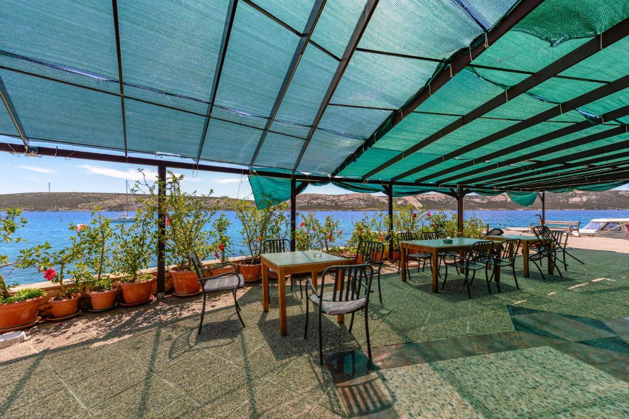 Apartments Amfora - Cozy And Modern Apartments For Up To 15 People, 100M From The Sea And Beach สตารา โนวัลยา ภายนอก รูปภาพ